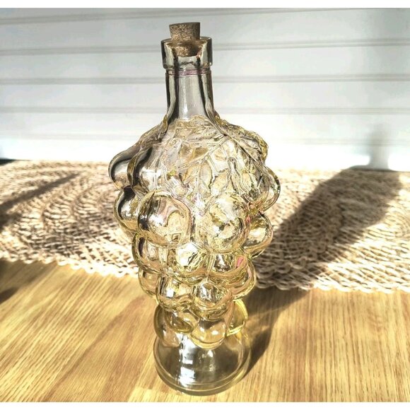 Vintage Grape Cluster Bottle, Clear Glass, MCM Decanter Barware, EUC - Picture 1 of 10